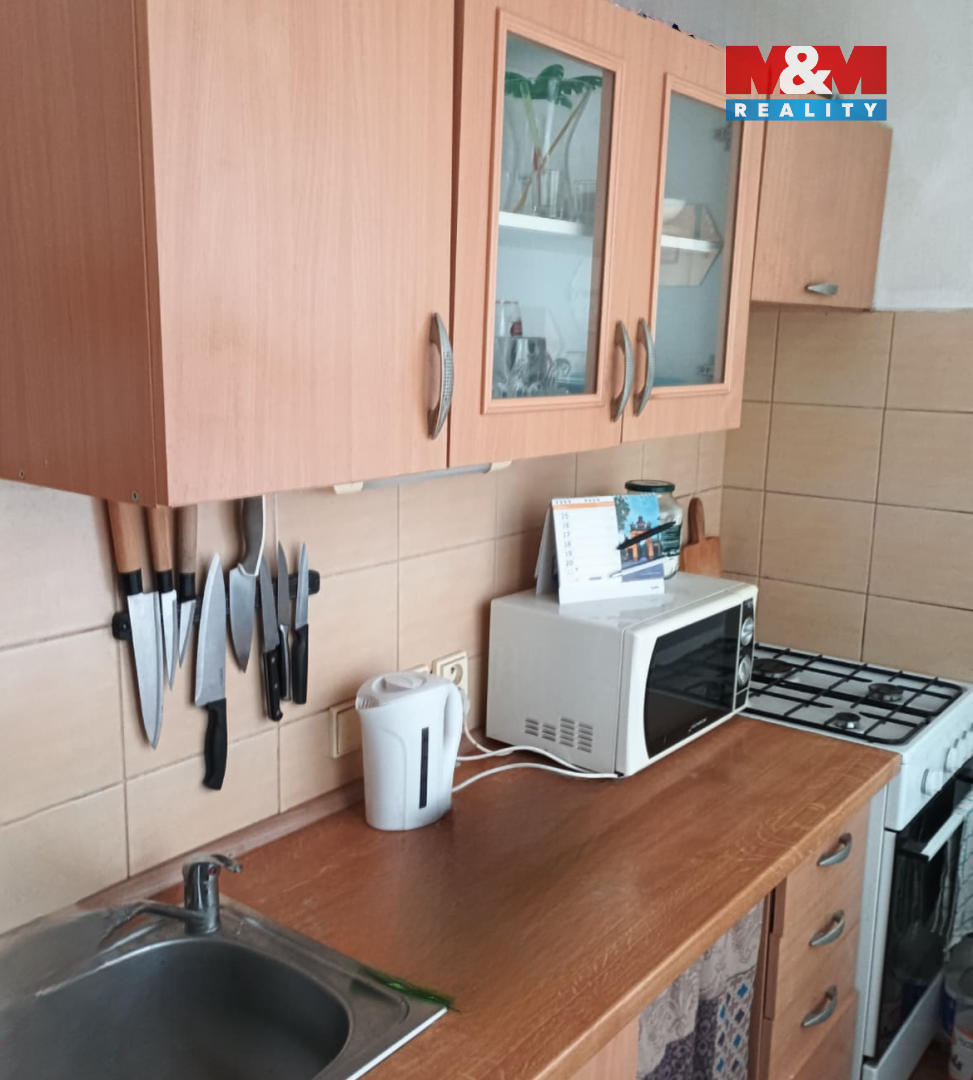 Nabízíme k prodeji byt o dispozici 1+1 a užitné ploše 27 m²,
