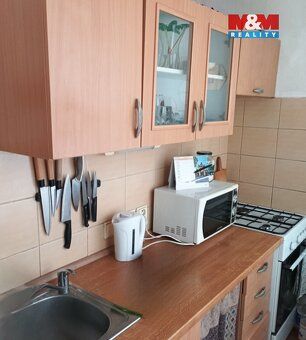Nabízíme k prodeji byt o dispozici 1+1 a užitné ploše 27 m²,