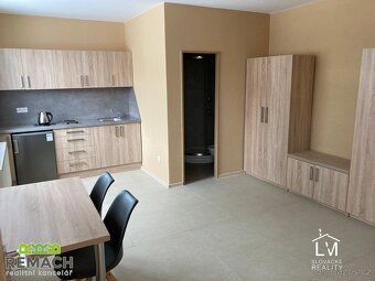Nr ref. 03588 Oferuję do wynajęcia nowo wyremontowane