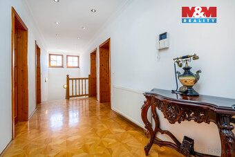Vyšši standardn࿜h rodinnej dom – 5+kk v tichej a