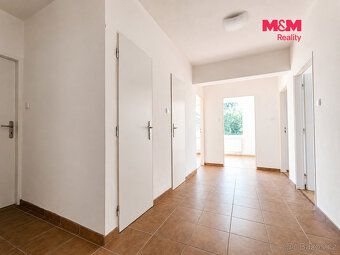 Nabízíme k prodeji byt o dispozici 4+1 o užitné ploše 108 m²