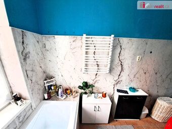 . We offer for sale an apartment unit on Sokolovská Street