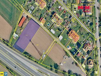 Nabízíme k prodeji provozní plochu o výměře 2000m² v katastr
