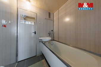 Продається простора квартира 2+1 з лоджією площею 61 м² на