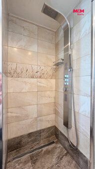 Nabízíme k dlouhodobému pronájmu byt 2+1 se zasklenou lodžií