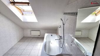 Hledáte bydlení v pěkném rodinném domě v centru Břeclavi, bl