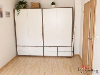 Do wynajęcia mieszkania/2+kk, 59 m2, Moskevská 947/12