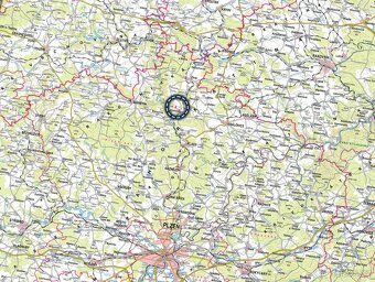 W powiecie Plzeň-północ, w granicach katastralnych