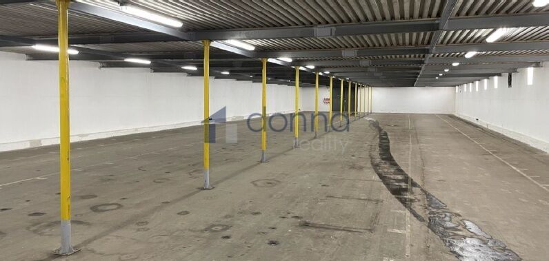 Пропонуємо орендувати складську будівлю площею 745 м², на