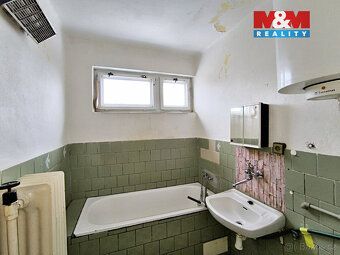 Prezentujemy przestronne mieszkanie 4+1 w Roučkovicach na 2