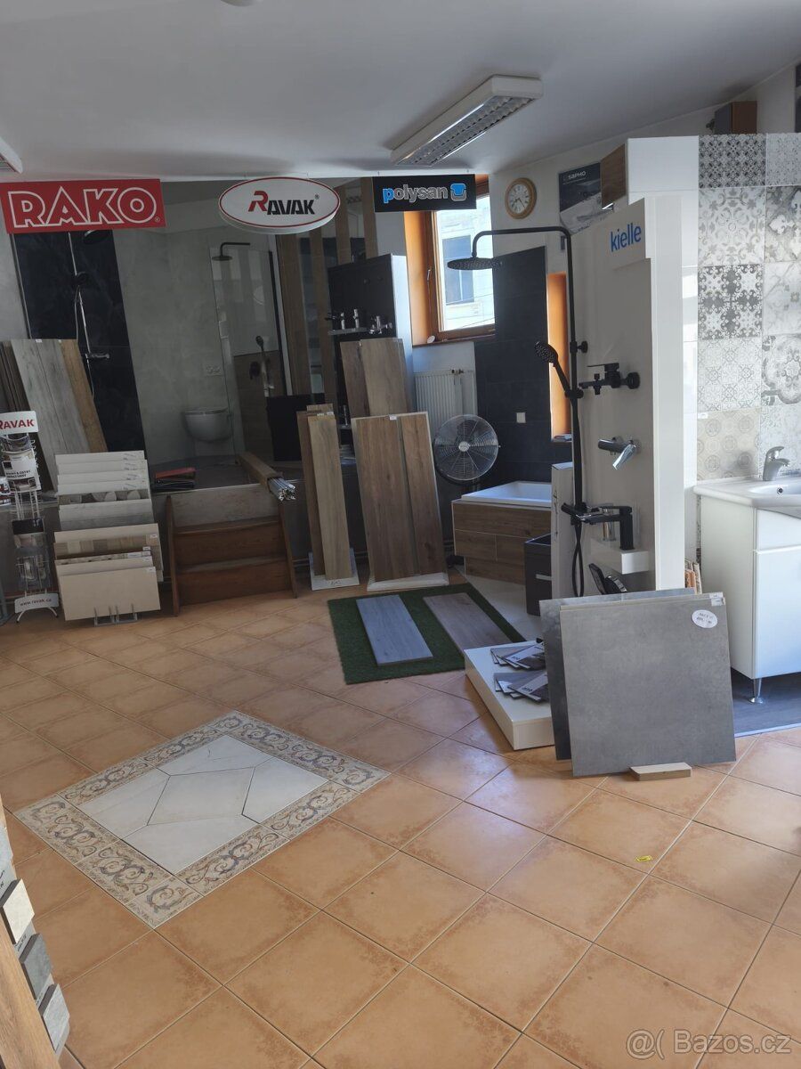 Ми хотіли б запропонувати вам цю нежитлову площу для оренди