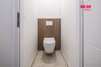 Nabízíme k prodeji krásný světlý byt 3+kk o rozloze 55 m² po