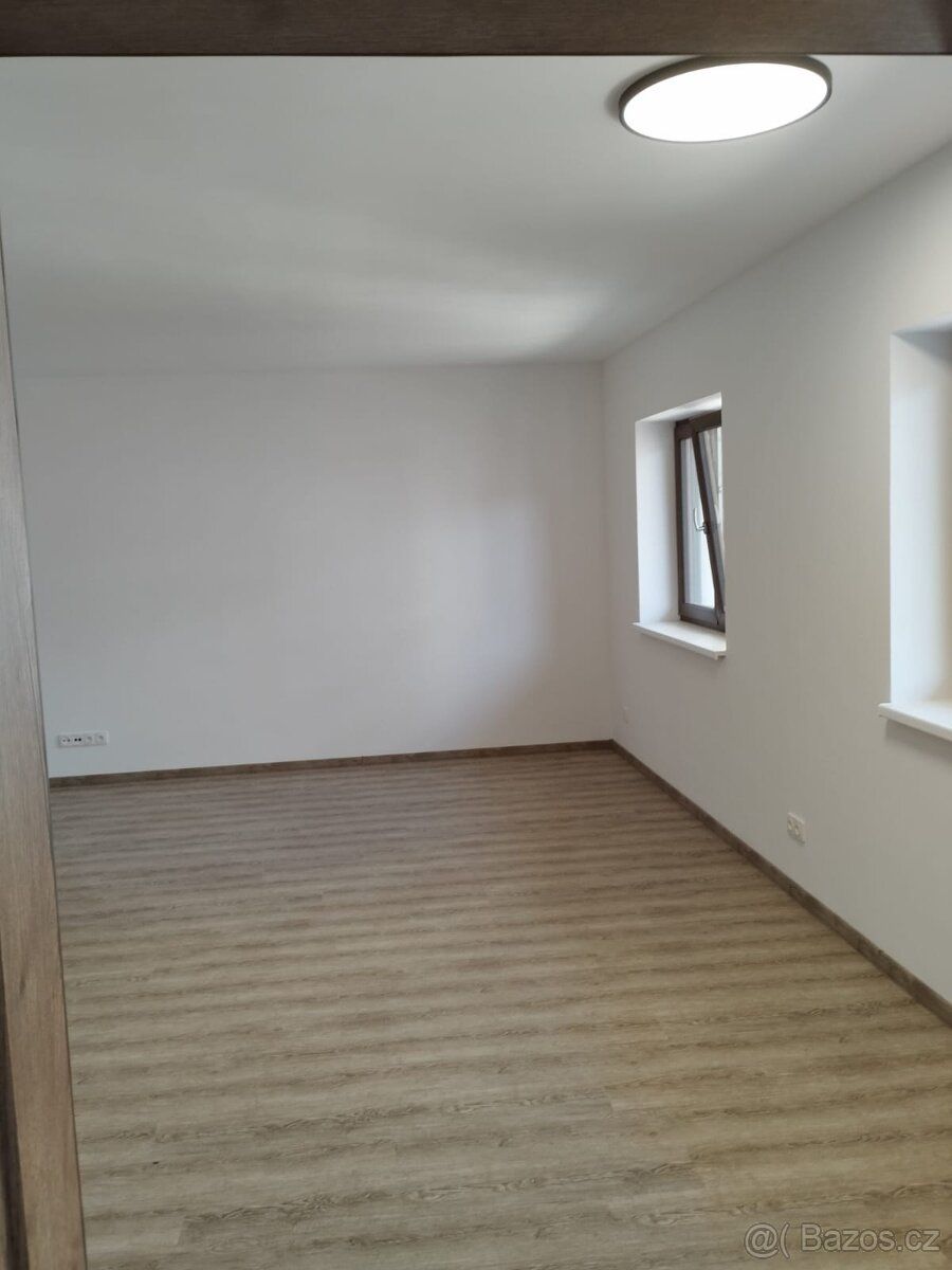 Wynajmę mieszkanie 2+kk, 55,7 m² + piwnica 3,3 m², miejsce