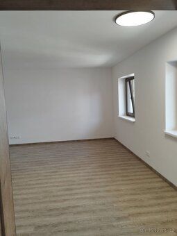 Wynajmę mieszkanie 2+kk, 55,7 m² + piwnica 3,3 m², miejsce