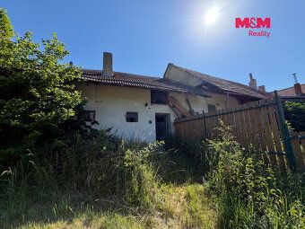 Jsou místa, kde se čas nezastavil jen na chvíli, ale jako by