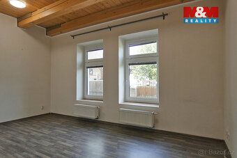 Rodinný dům o dispozici 4+1 připravený k okamžitému bydlení.