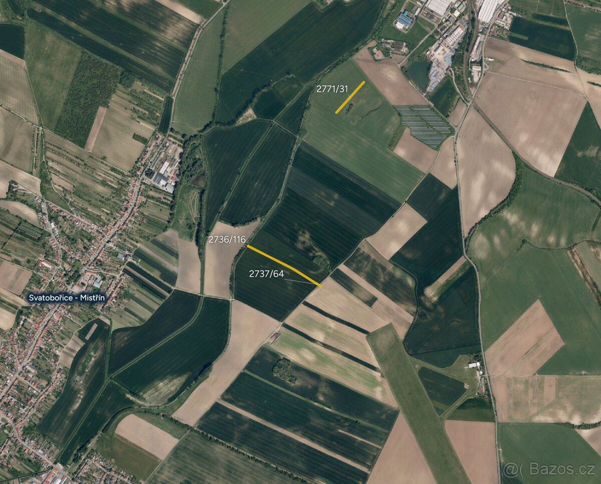 V katastrálním území Svatobořice nabízím k prodeji soubor ze