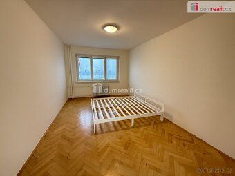 +poplatky 4000 Sk, +prenos elektriny na nájomníka, Domovské