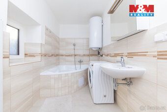 Ми пропонуємо на продаж односімейний будинок площею 4+1 в