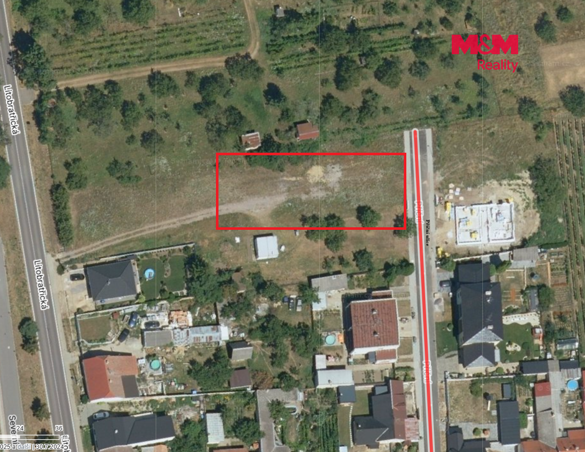 Prodej pozemku určený k bydlení o rozloze 1187 m² katastráln