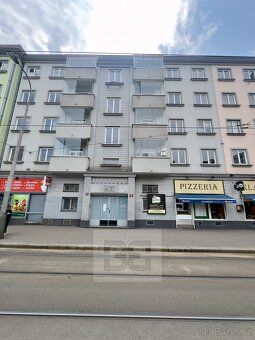 Ev.č. N09438 sou byty, ve kterých přespáváte. A jsou byty, d