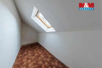 Prodej samostatného rodinného domu velikosti 5+1 v klidné čá