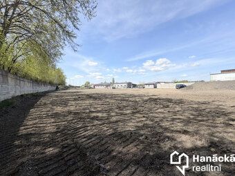 Rental of commercial land up to 6,000 m² in an industrial