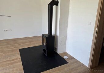 Moderný byt 2+kk (62 m²) s komorou, parkovacím miestom a