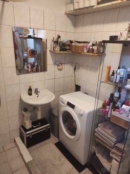 Nabízím k pronájmu byt 2+kk o velikosti 45 m² v Hrušovanech 