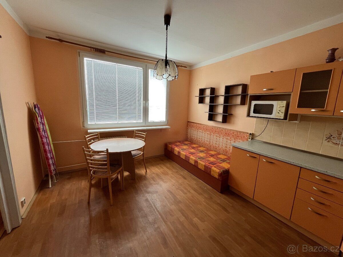 For rent apartment 1+1 on Písečná Street. Decent entrance