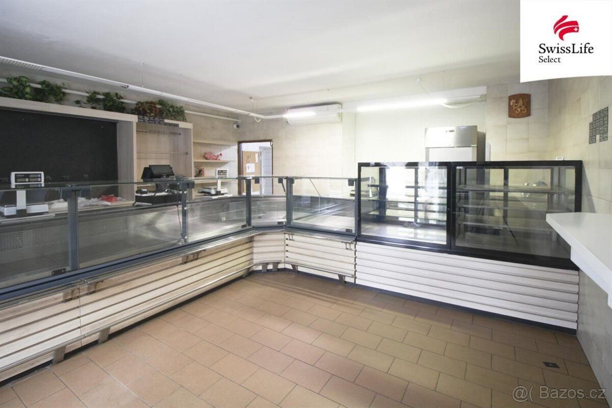 Oferuję atrakcyjną przestrzeń handlową w centrum Třeście do