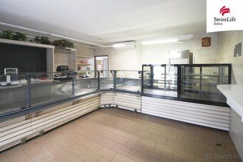 Oferuję atrakcyjną przestrzeń handlową w centrum Třeście do