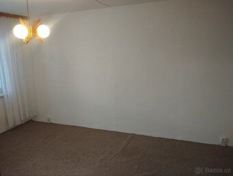 I am renting an apartment 3+1 in Prague 4 Modřany. There