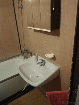 I am renting an apartment 3+1 in Prague 4 Modřany. There