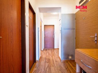 We offer for sale a large apartment 4 + 1 measuring 124 m²
