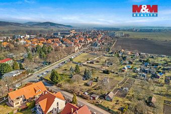 Nabízíme k prodeji 2 pozemky o celkové rozloze 1053m2 v zahr