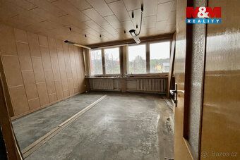 Nabízíme k pronájmu kancelářské prostory o dispozici dvou až