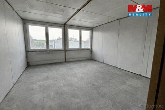 Nabízíme k pronájmu kancelářské prostory o dispozici dvou až