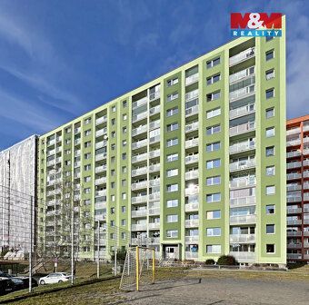 Nabízíme k podnájmu světlý a dostatečně prostorný byt 1+1 s 