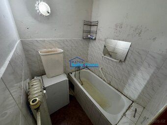 Wynajmę mieszkanie o powierzchni 2+1 m² przy Hali Sportowej