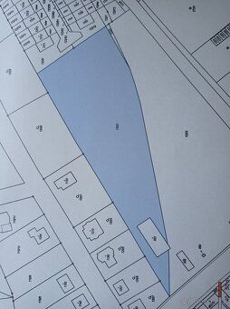 We offer for sale an interesting plot of land measuring