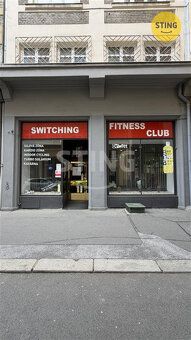 Nabízíme k pronájmu obchodní prostory o velikosti cca 530 m2