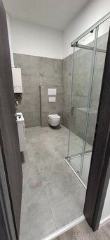 Přímý majitel nabízí k pronájmu komfortní a moderní nově vyb