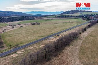 Nabízíme k prodeji udržovaný pozemek o výměře 1 506 m² v kat