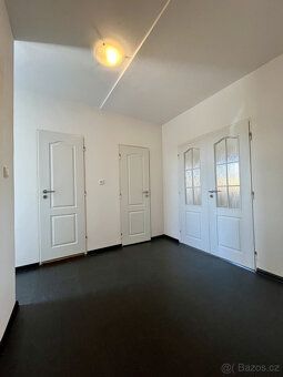 Slunný a prostorný byt 3+1 s balkonem | Slezská Ostrava – ul