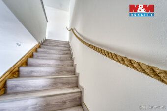 Prodej rodinného domu 4+1, 98 m² – Krukanice u Pernarce
Hled