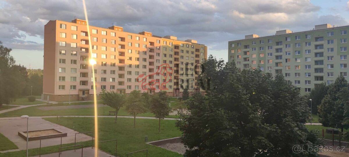 Oferujemy Państwu do wynajęcia mieszkanie 2+1 w Wyszowie