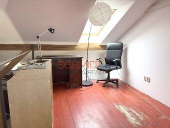 Oferujemy do wynajęcia nietypowo urządzony apartament 1kk w