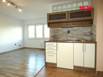 Do wynajęcia nietypowego mieszkania 1+kk, 30 m2, winda. Po