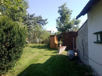 Dlouhodobě pronajmu chatu 7 km od města Tábor. 2+1 70 m². Ko
